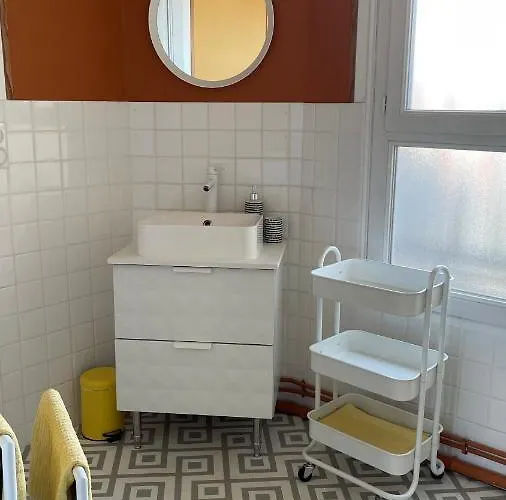 Le Grand Est Scandinave, Centre Ville, Proche Cathedrale Lägenhet *