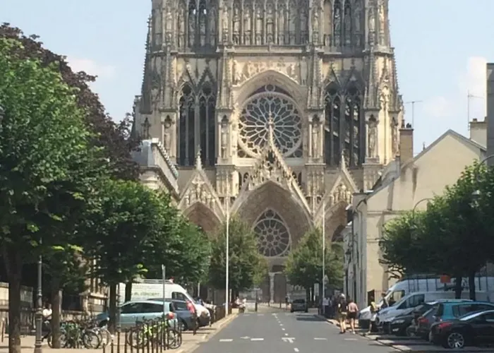Lägenhet Le Grand Est Scandinave, Centre Ville, Proche Cathedrale *