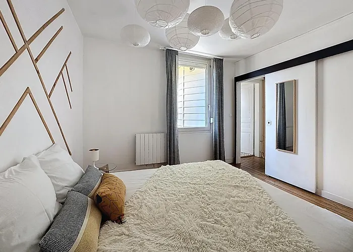 Le Grand Est Scandinave, Centre Ville, Proche Cathedrale Apartment Reims